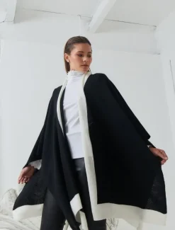 Knits And Jumpers*Zjoosh Luna Travel Wrap Black