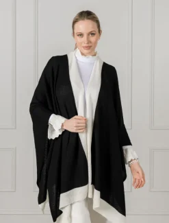 Knits And Jumpers*Zjoosh Luna Travel Wrap Black